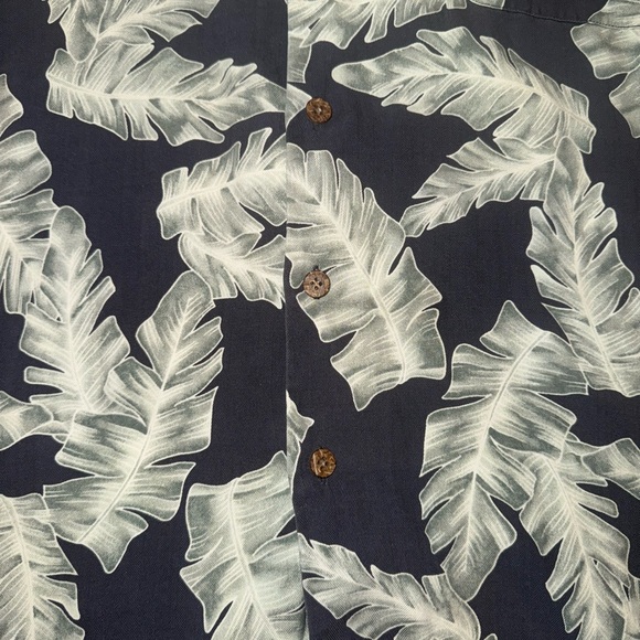 Tommy bahama 100% silk wood button button up palm shirt breezy lightweight large - Picture 2 of 5